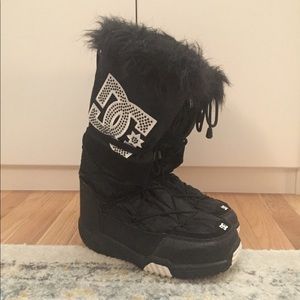 DC Women’s Snow Boots
